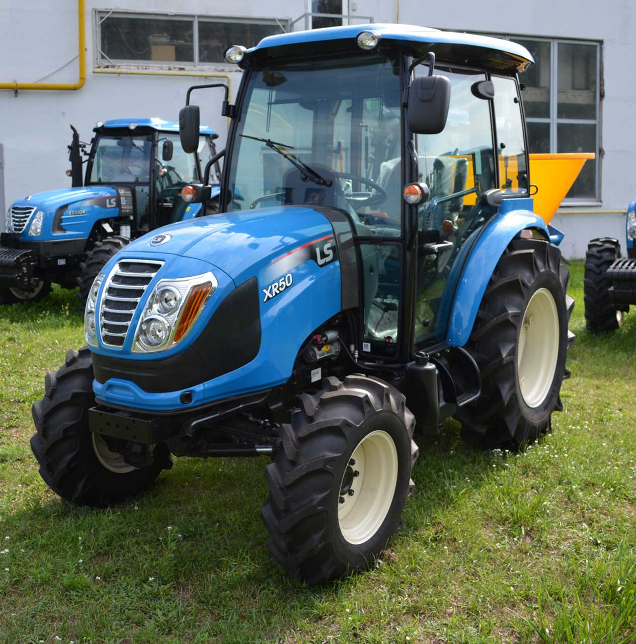 Купить трактор ls50 минитрактор брянская область